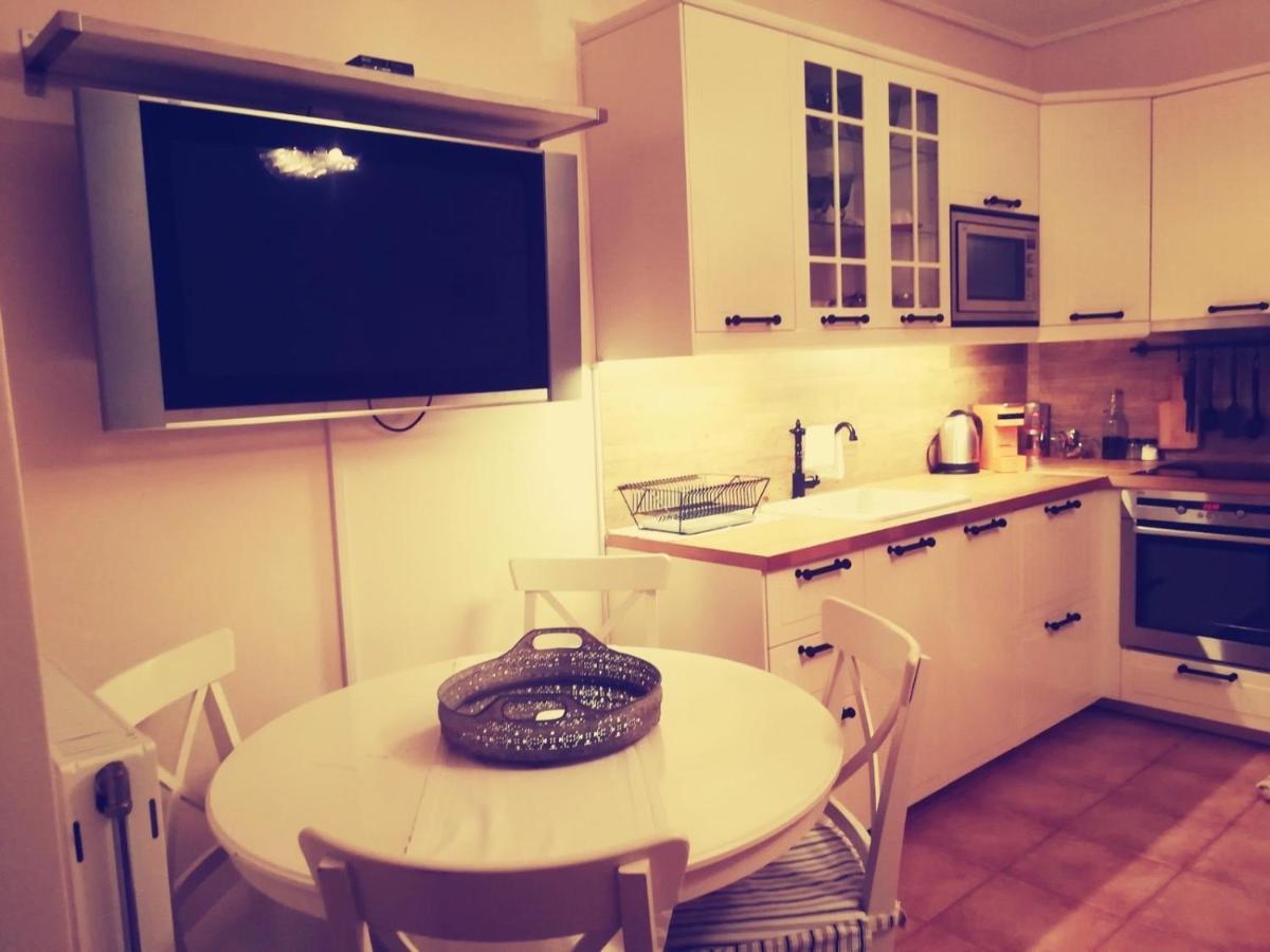 Lux House Next To The Airport Of Athens. Transport 24H Villa Artemida  Buitenkant foto